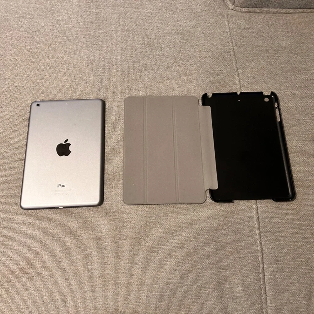 Apple iPad Mini 2 - 16GB - WiFi - Model A1489